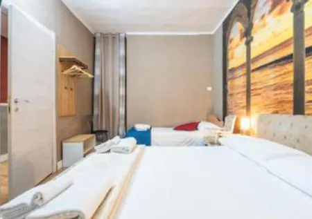 Yaki Domo Pensionat Cagliari