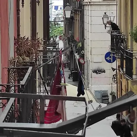 Guest house Yaki Domo Cagliari